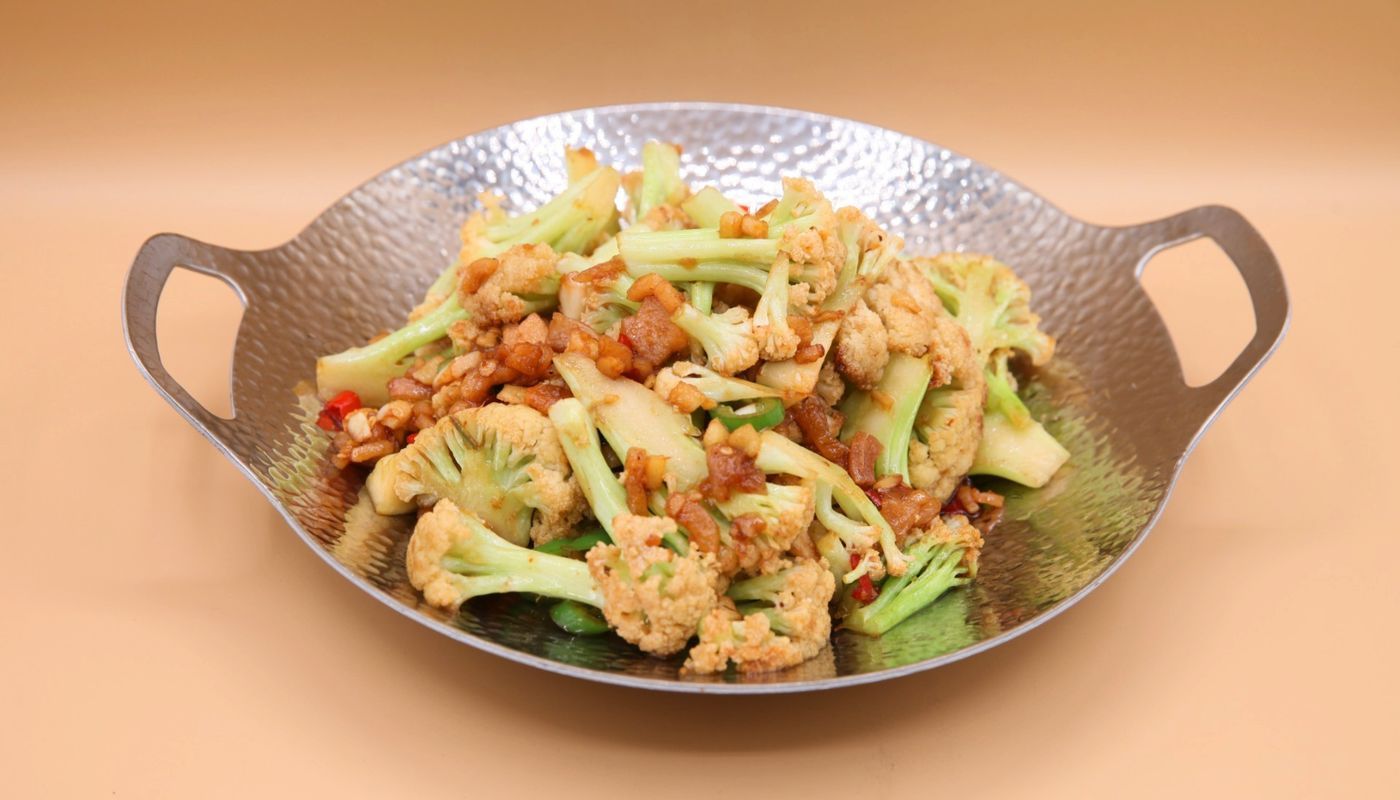 Stir-Fried Cauliflowers (Medium Spicy ) 干锅油渣花菜🌶️🌶️