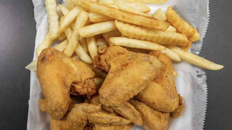 6 Wings Dinner