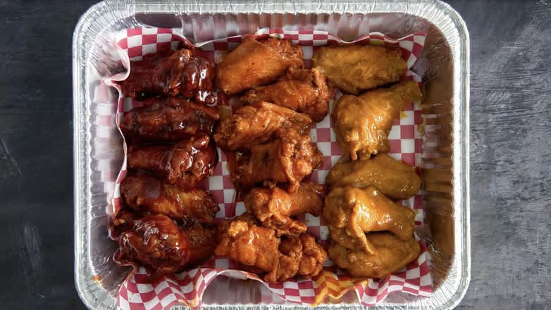 9 1/2 Wings Dinner