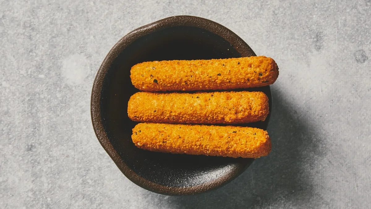 Mozzarella Sticks (4 stk) (V)