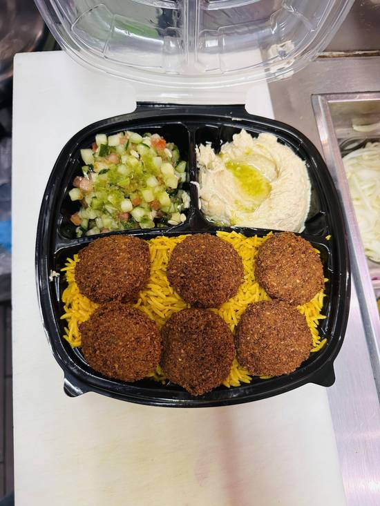 Veggie Falafel Appetizer Plate