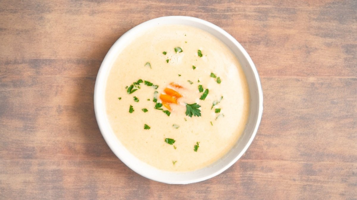 Garlic soup / Fokhagymaleves