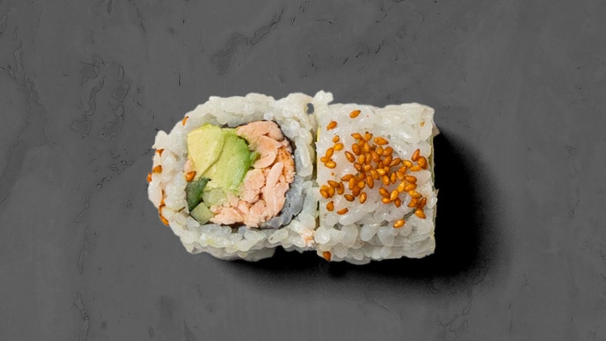 Uramaki Grilled Salmon