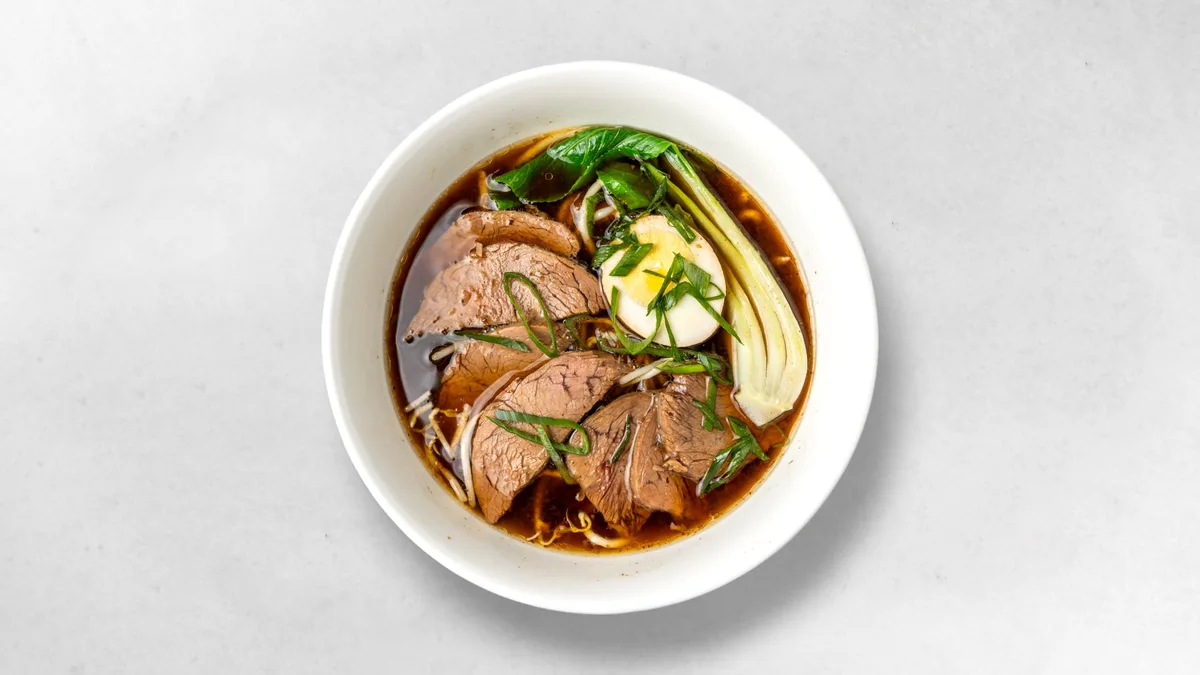 牛肉湯麵 | Rindsnudelsuppe