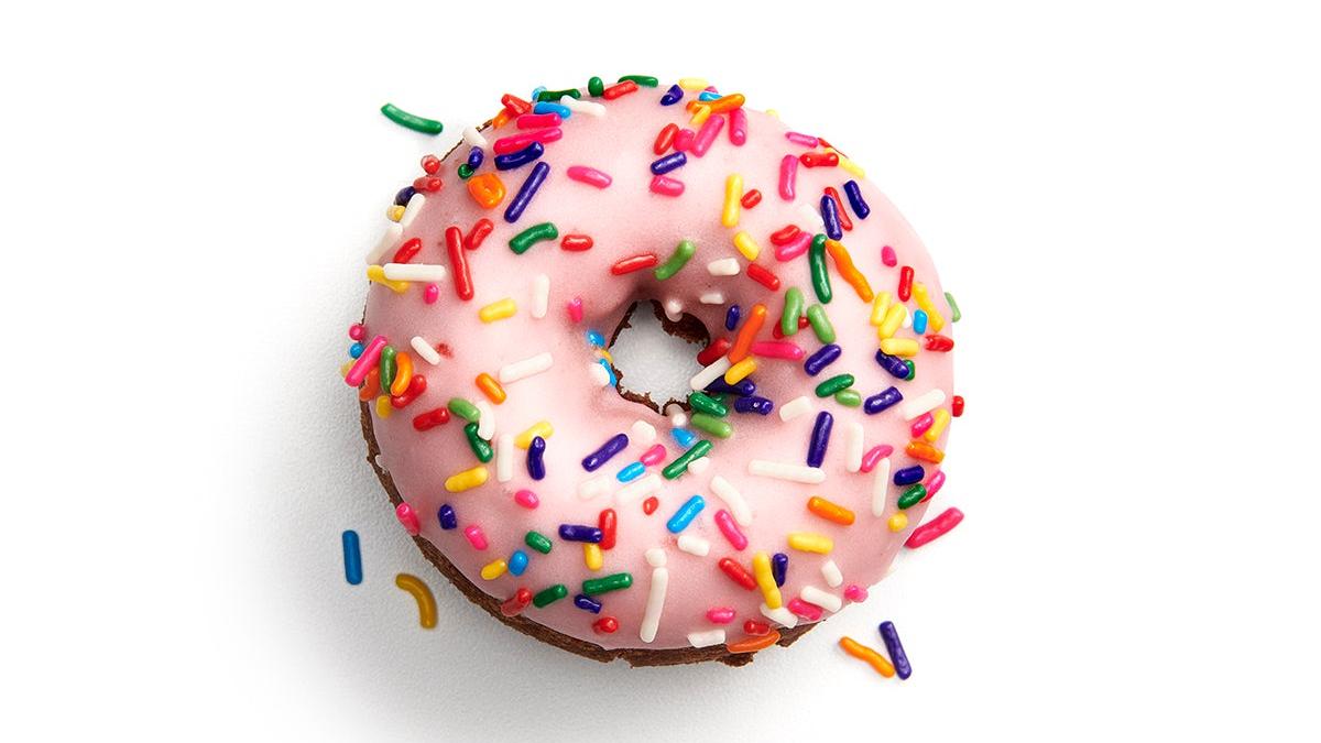 Strawberry Iced with Sprinkles Cake