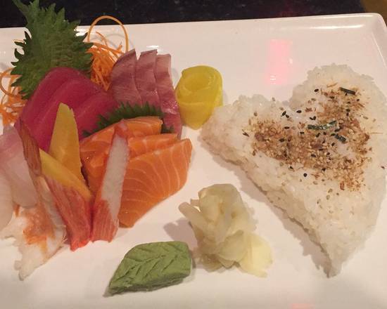 Chirashi Sushi