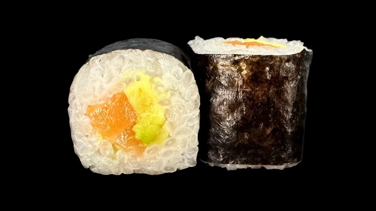 Maki salmon avokado