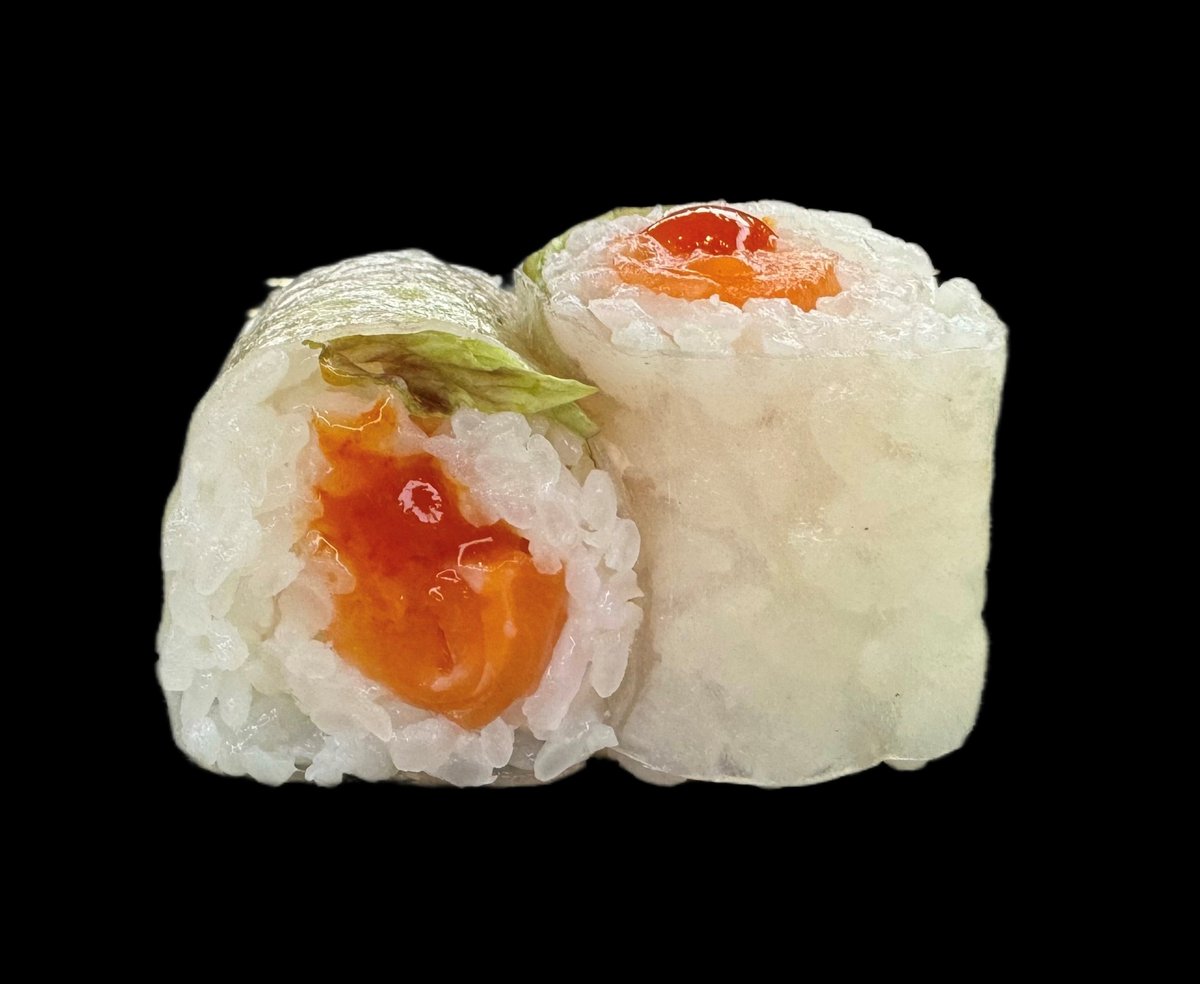 Summer roll spicy salmon