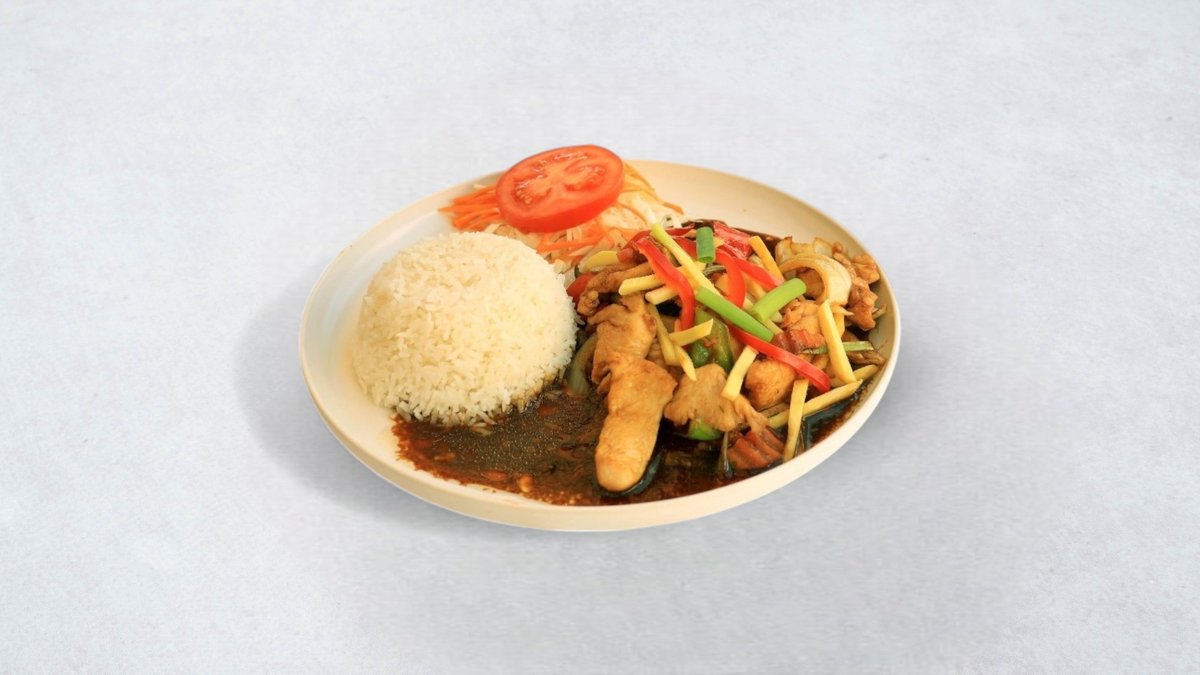 Fried chicken with ginger and vegetables