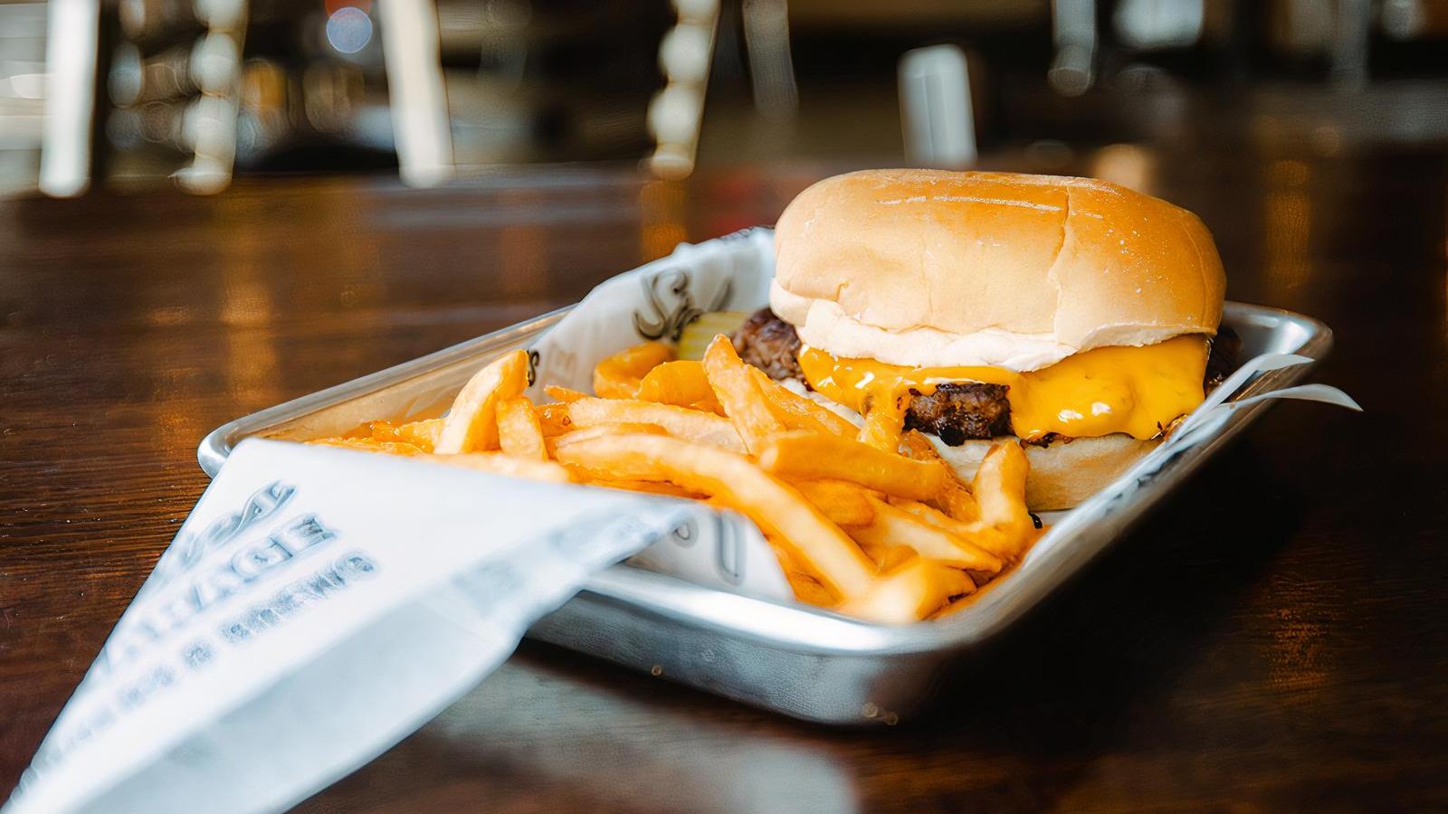 Kids Li'l Cheeseburger
