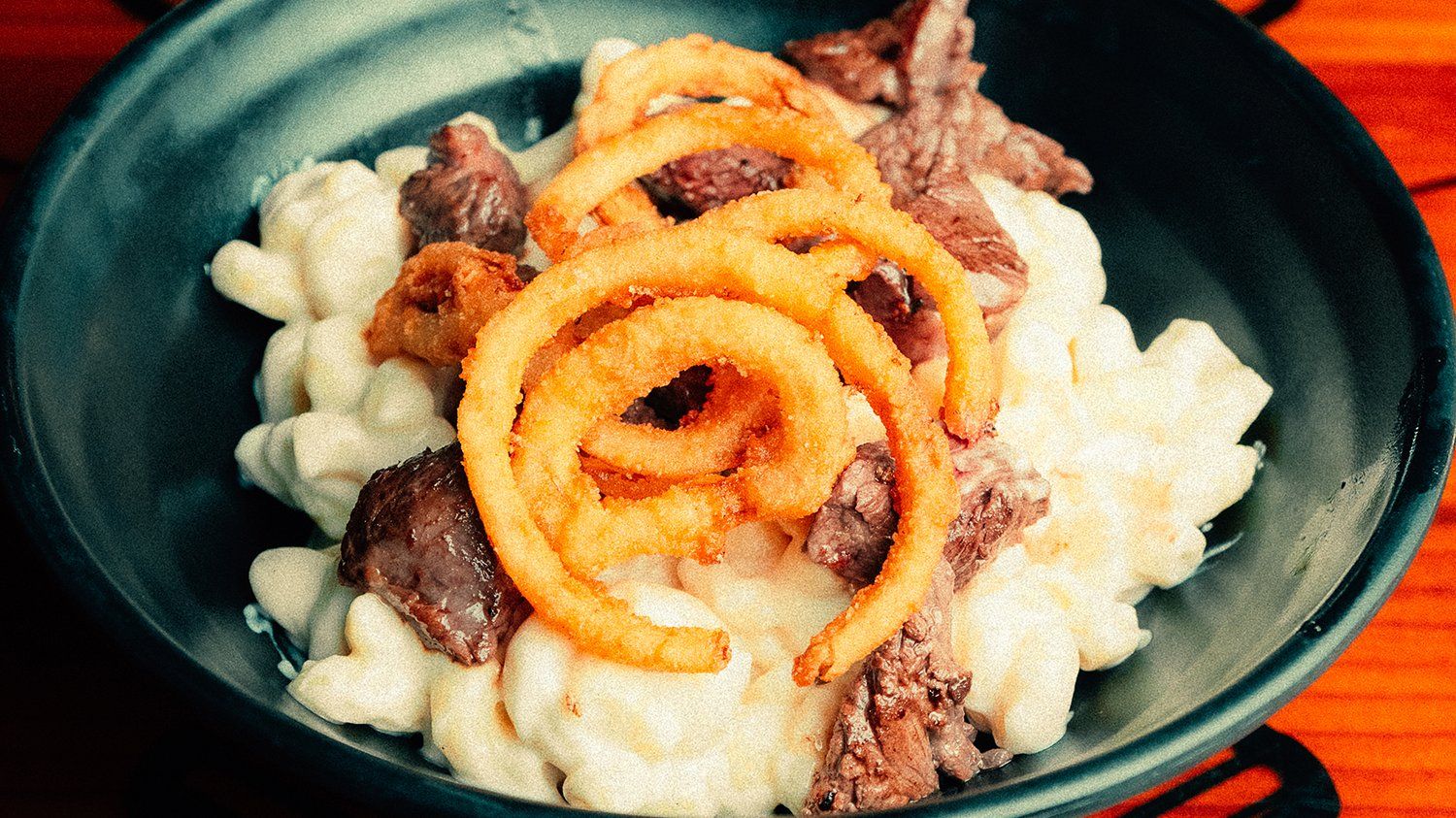 Tenderloin Steak Bites Mac and Cheese (Mac & Cheese and Mashed Potato Bowls)