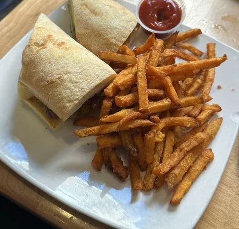 Cali Chicken Sandwich
