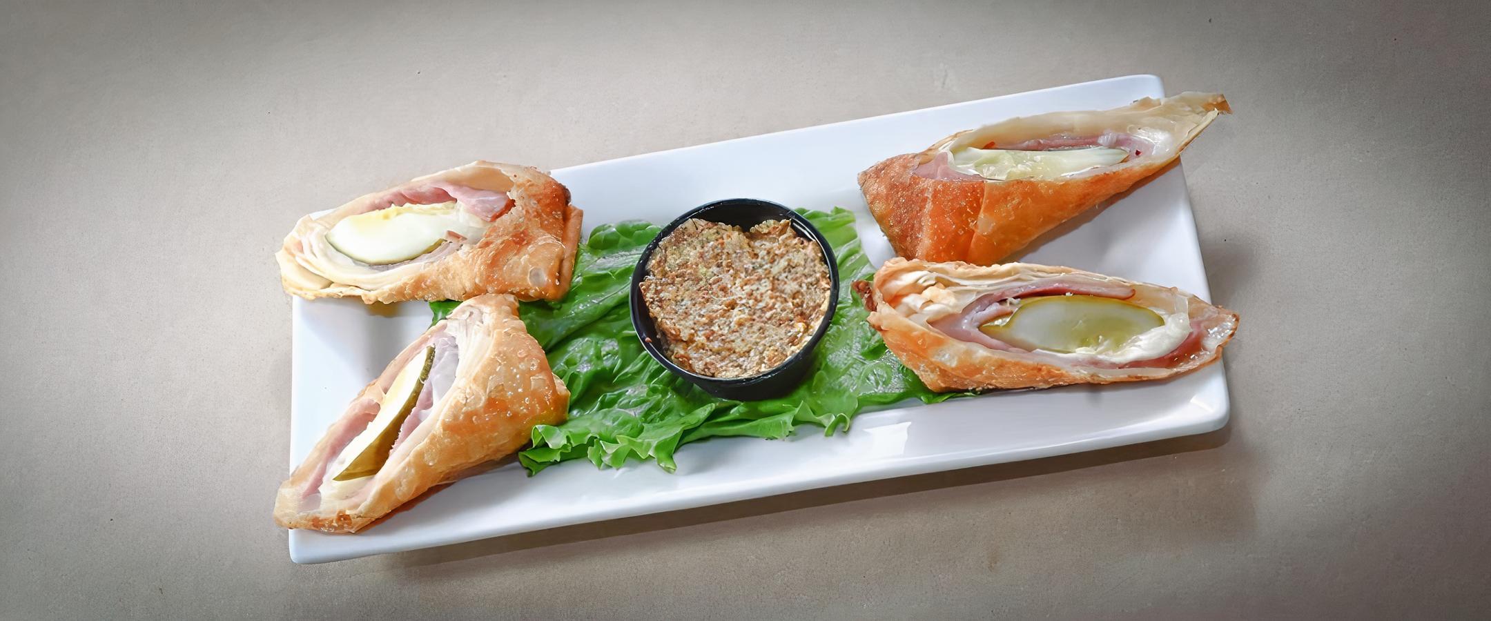 Irish Pub Egg  Rolls