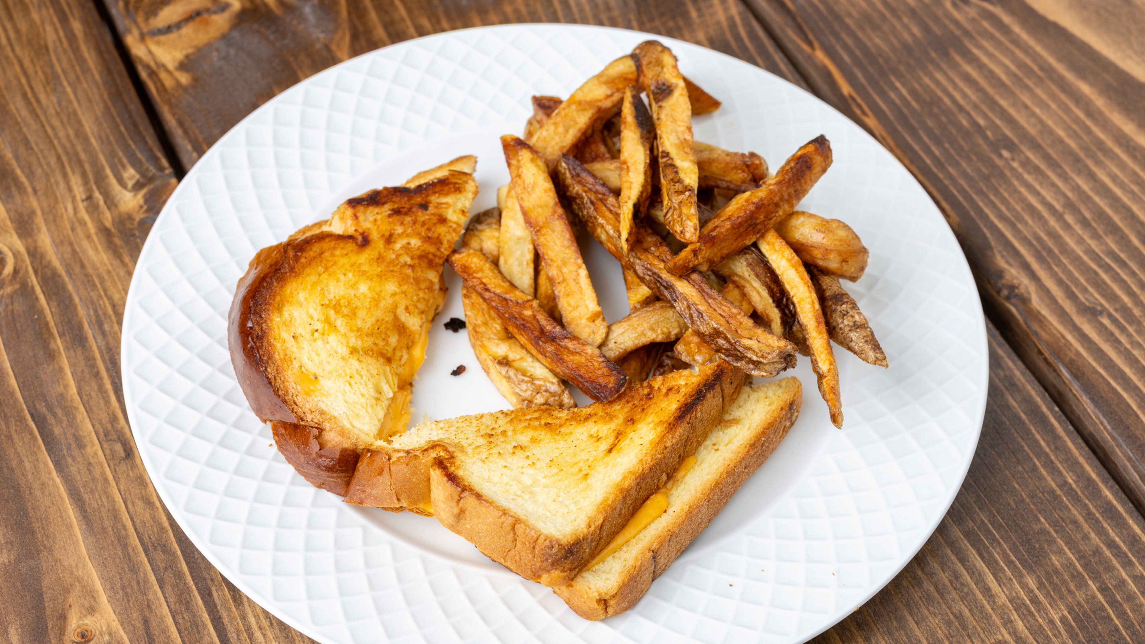 Kids Grilled Cheese and Fries
