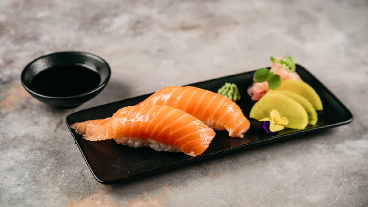 Nigiri Sake