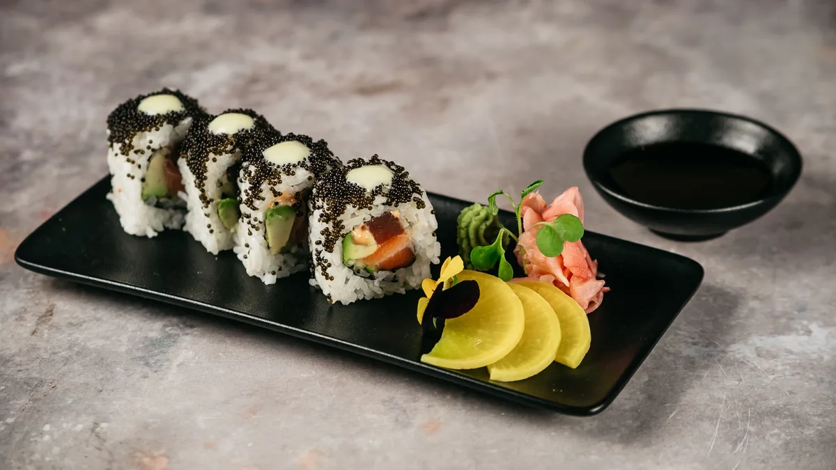 Uramaki Silk's "Rock and Roll"