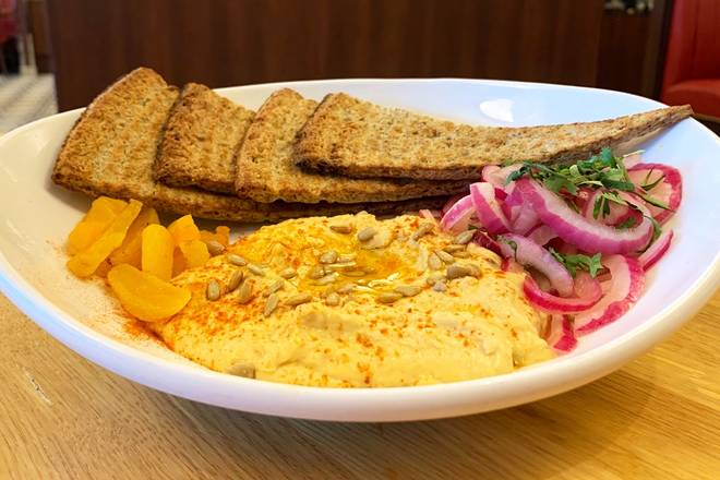 Lemony Chickpea Hummus and Califlower Pita
