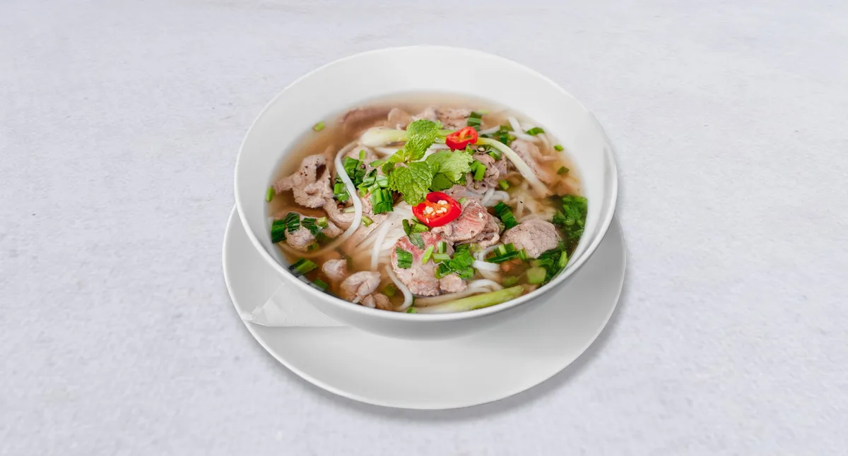 Zupa Pho z kurczakiem