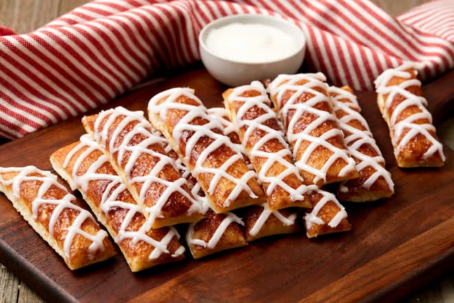 Cinnamon Breadsticks