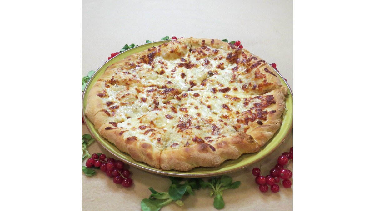 Pizza quattro formaggi