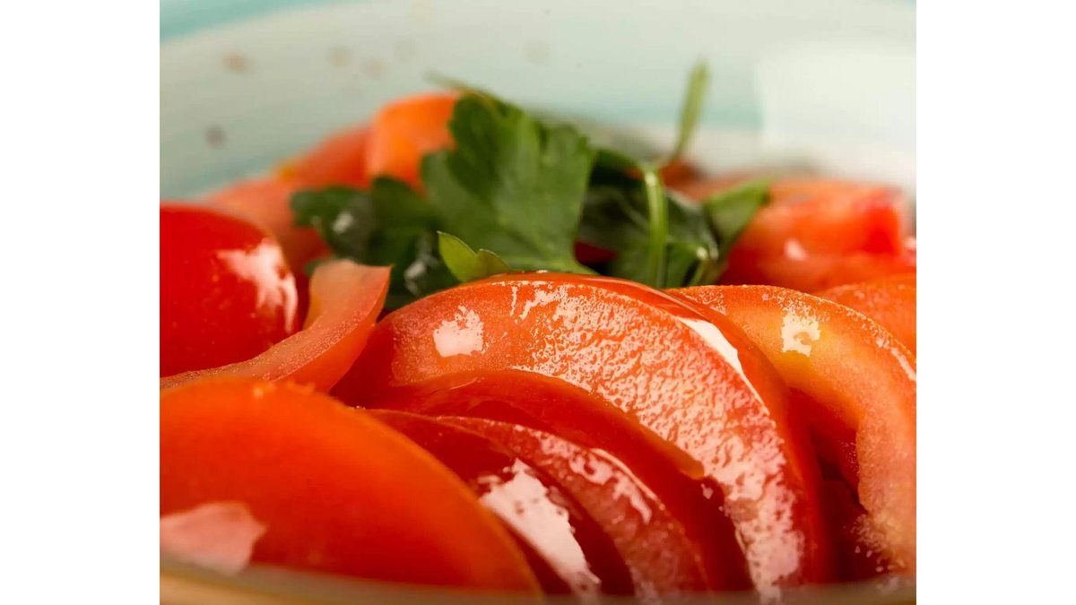 Salată de roșii