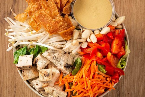Thai It Up Salad