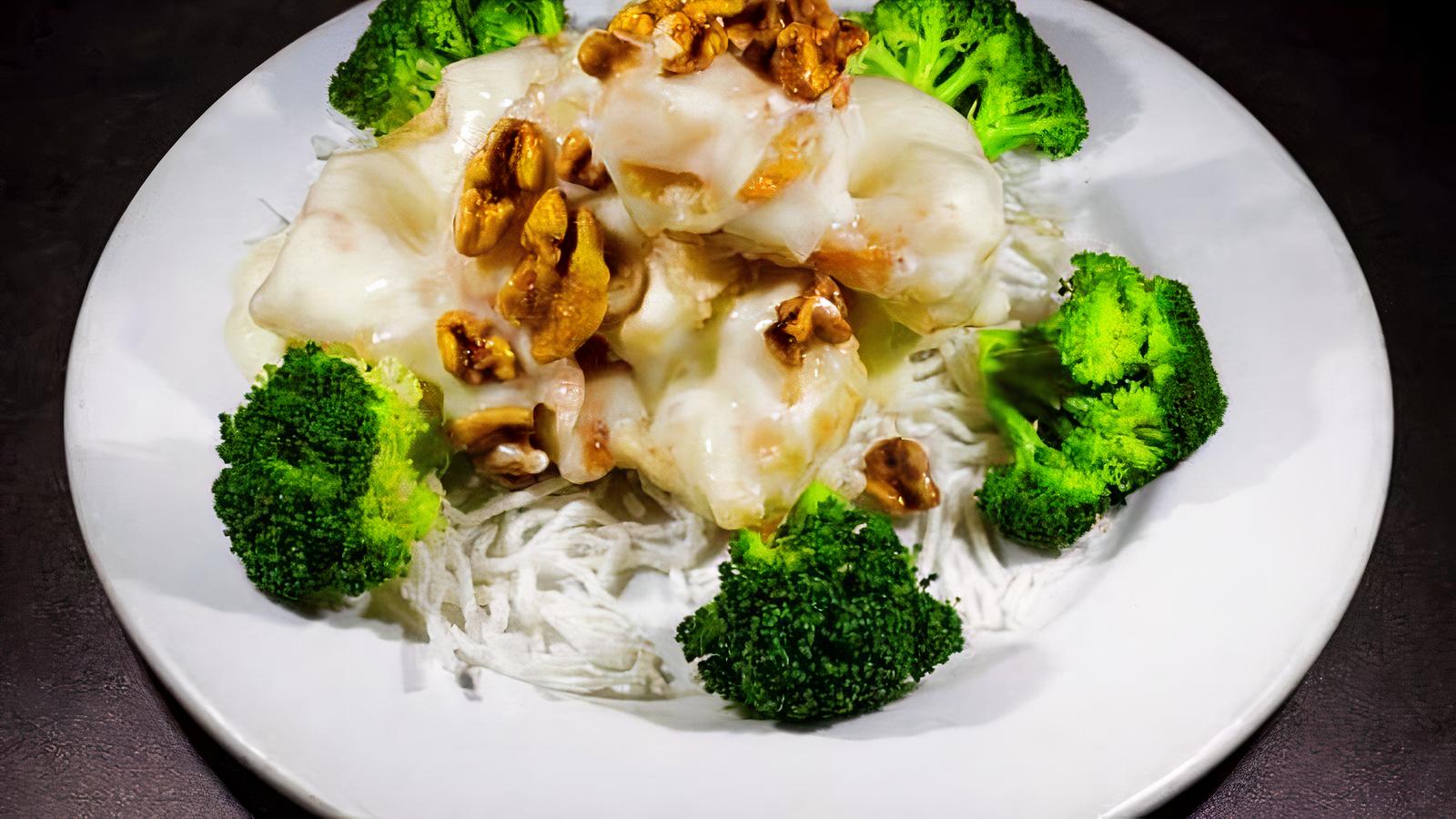 12 Walnut Prawns 核桃虾