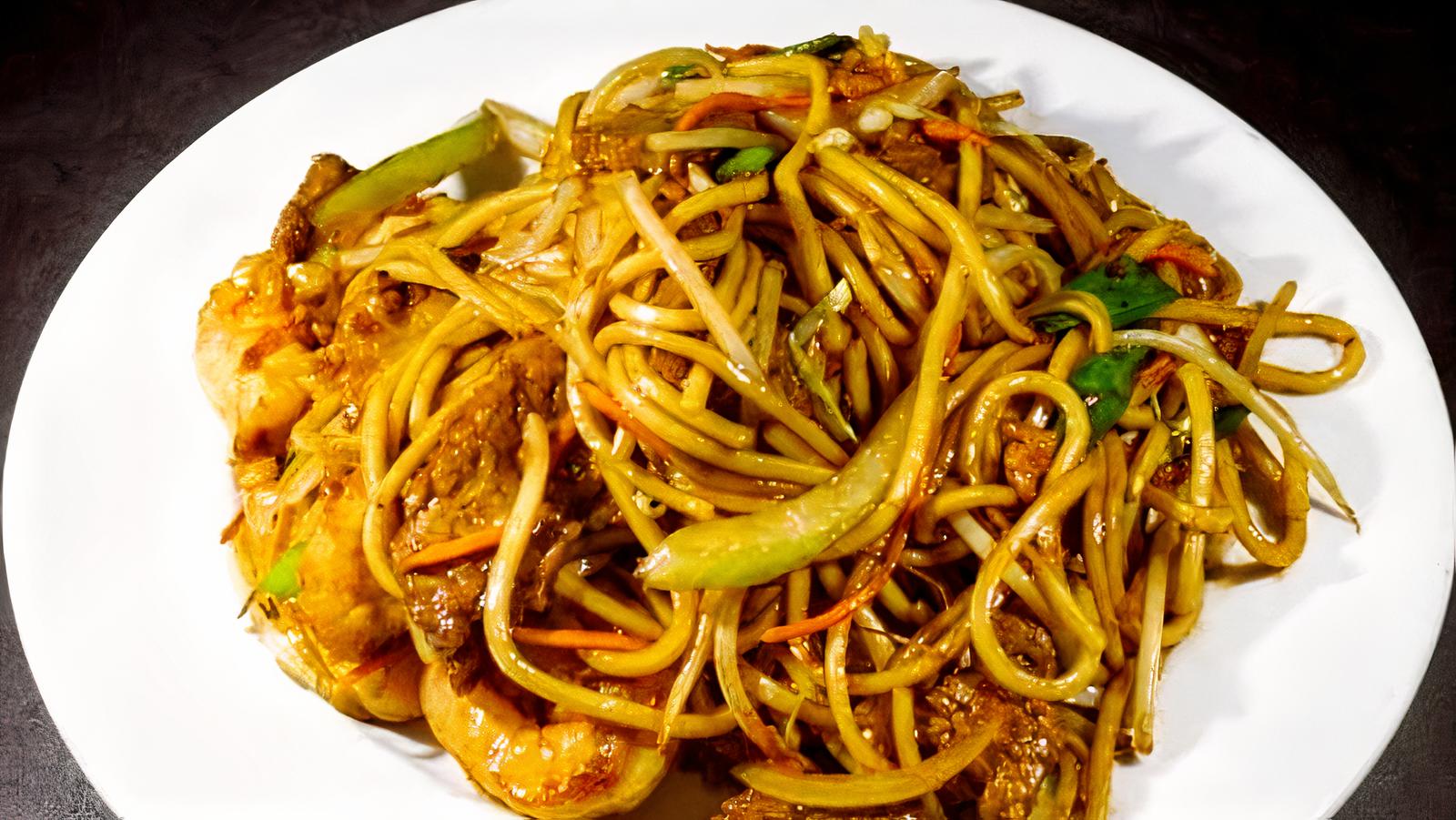 22 Combo Lo Mein 组合捞面