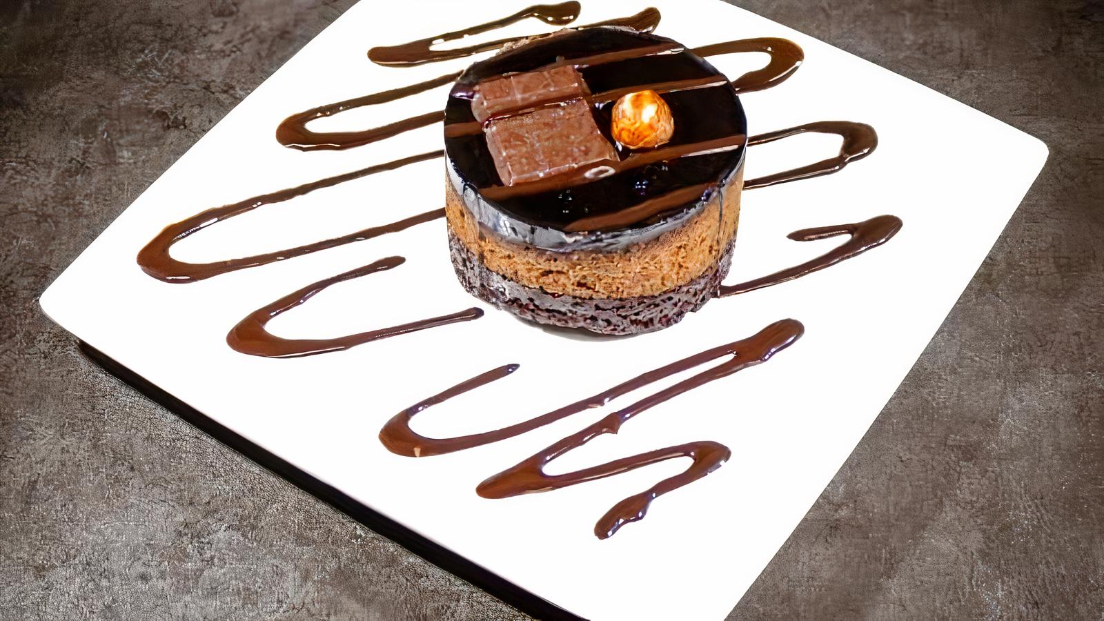 3 Chocolate Mousse Cake