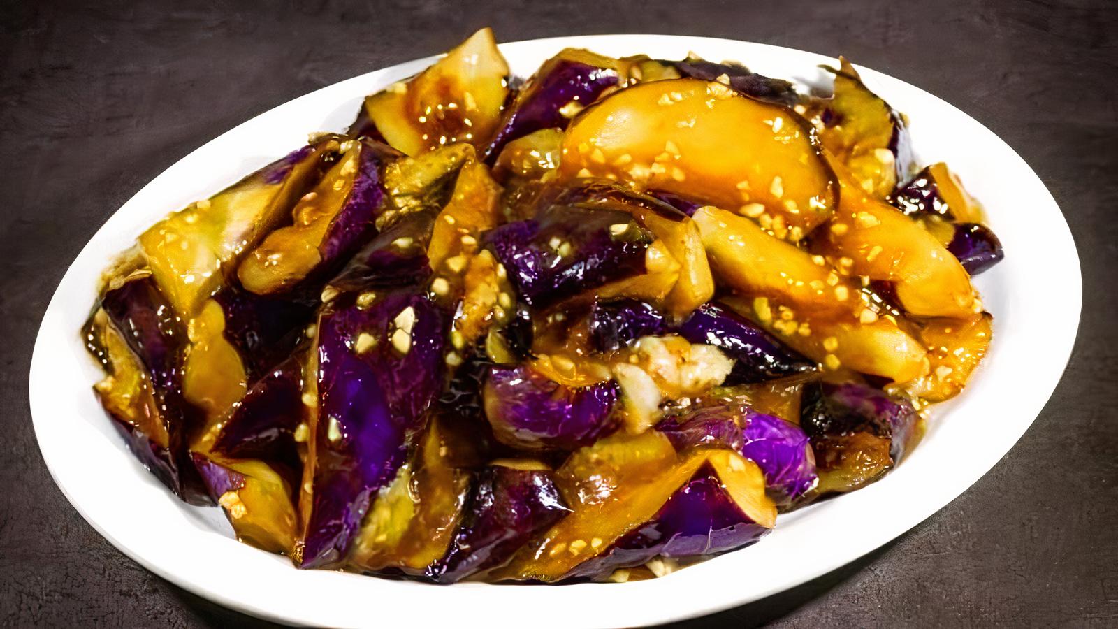 6 Eggplant Garlic Sauce 蒜蓉茄子