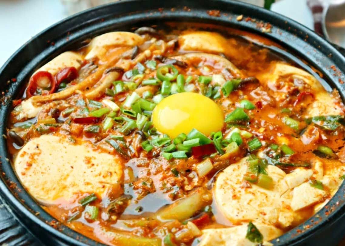 소순두부 / Beef Silky Tofu Soup