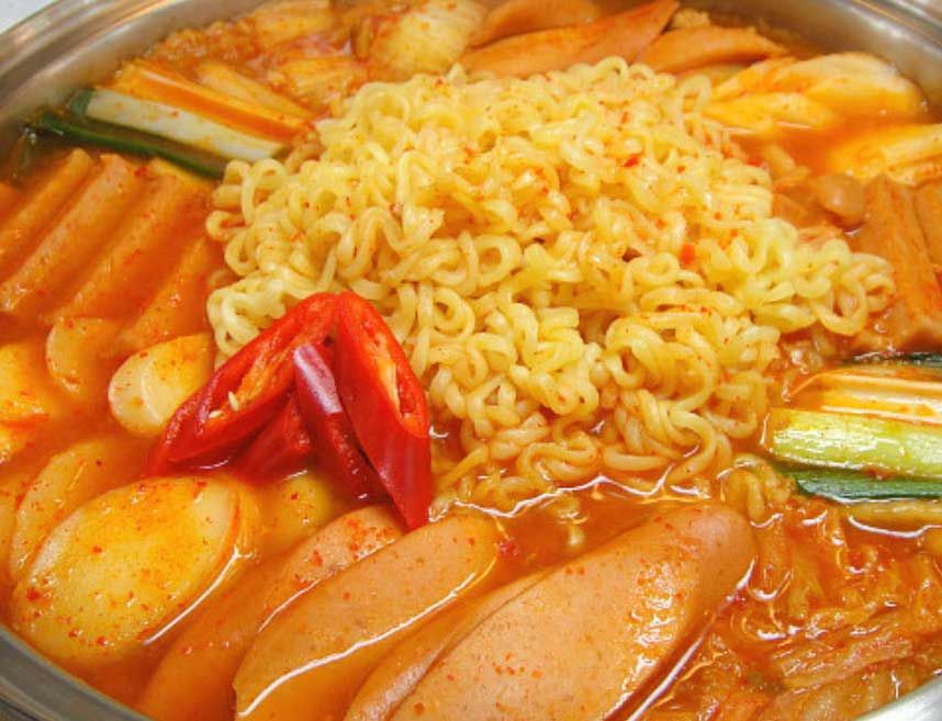 부대찌개 / Boodae Chigae