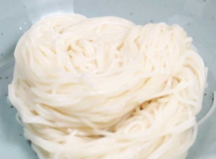 사리국수/ Noodles (For Hot Pot)