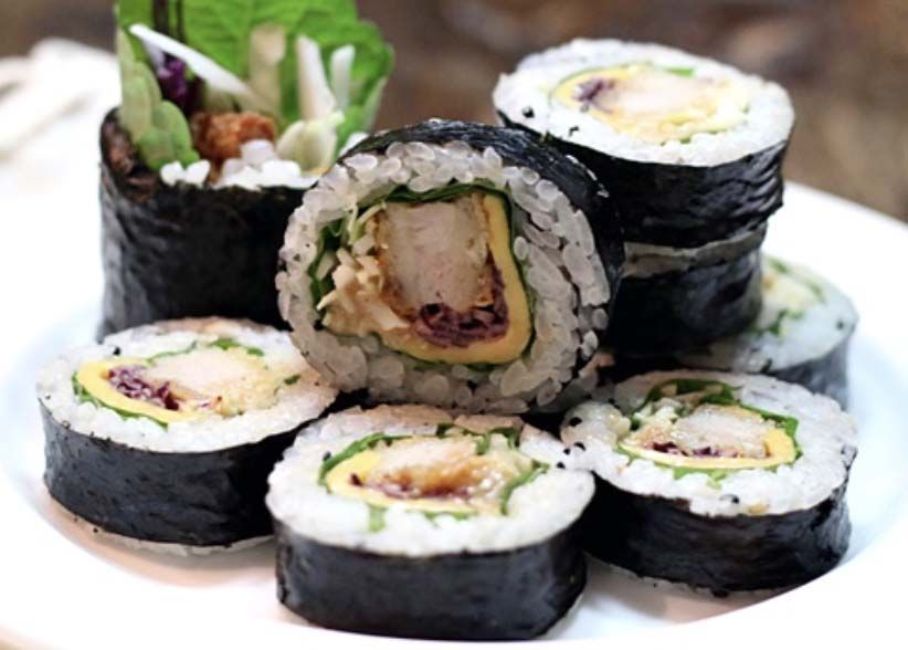 돈까스김밥 / Pork Cutlet Seaweed Roll