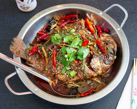 Grilled Whole Tilapia 新鲜烤全鱼
