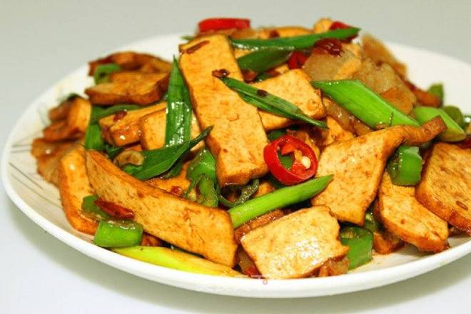 柴火香干pork sautee tofu stick