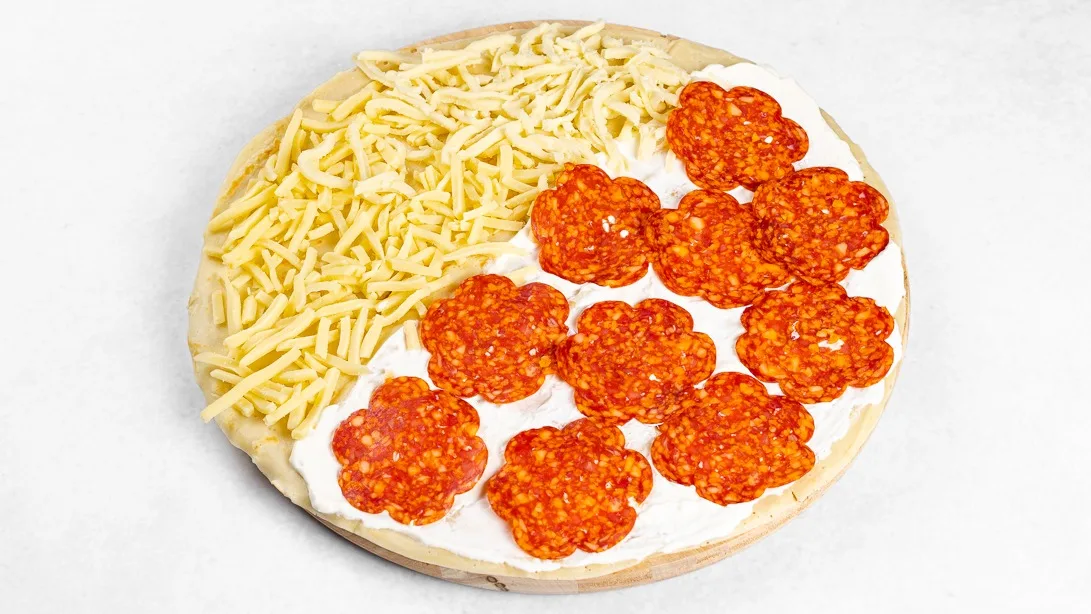 Palačinka kulen in sir