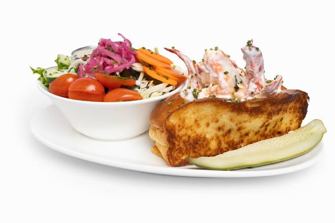 Traditional Lobster Roll