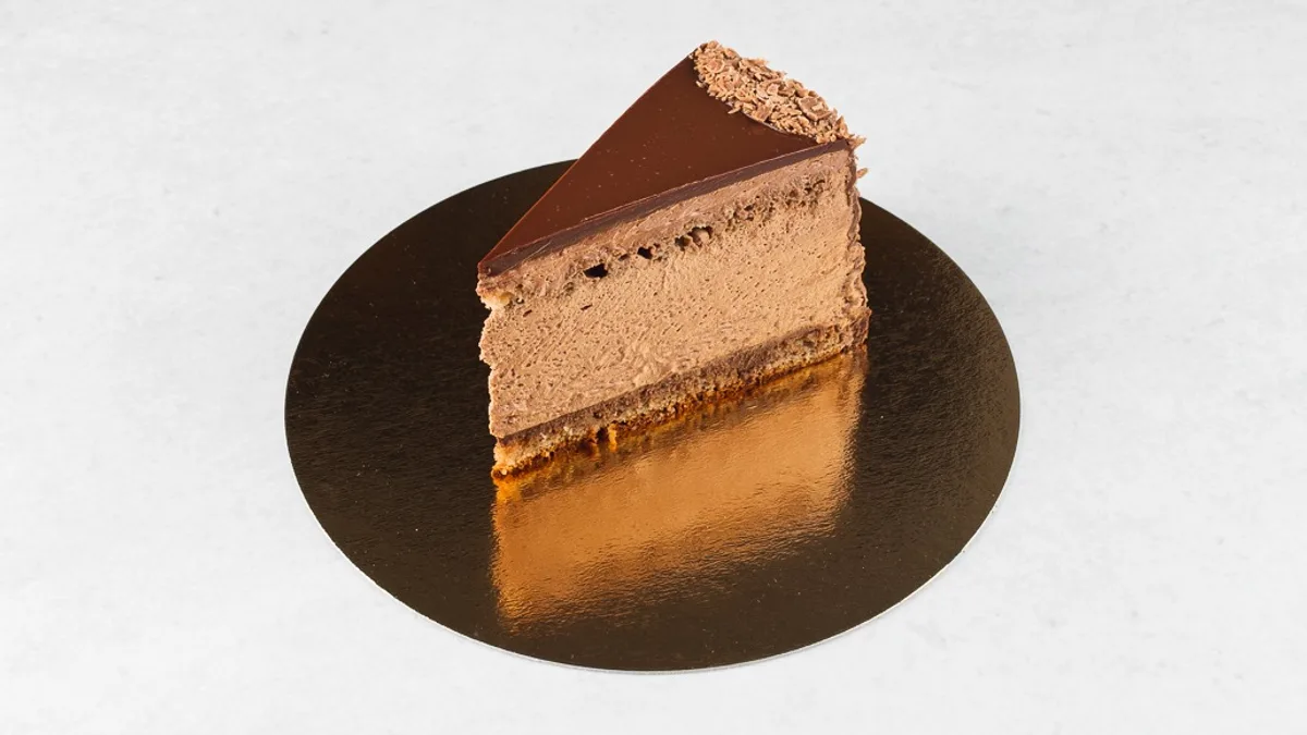 Chocolate mousse cake