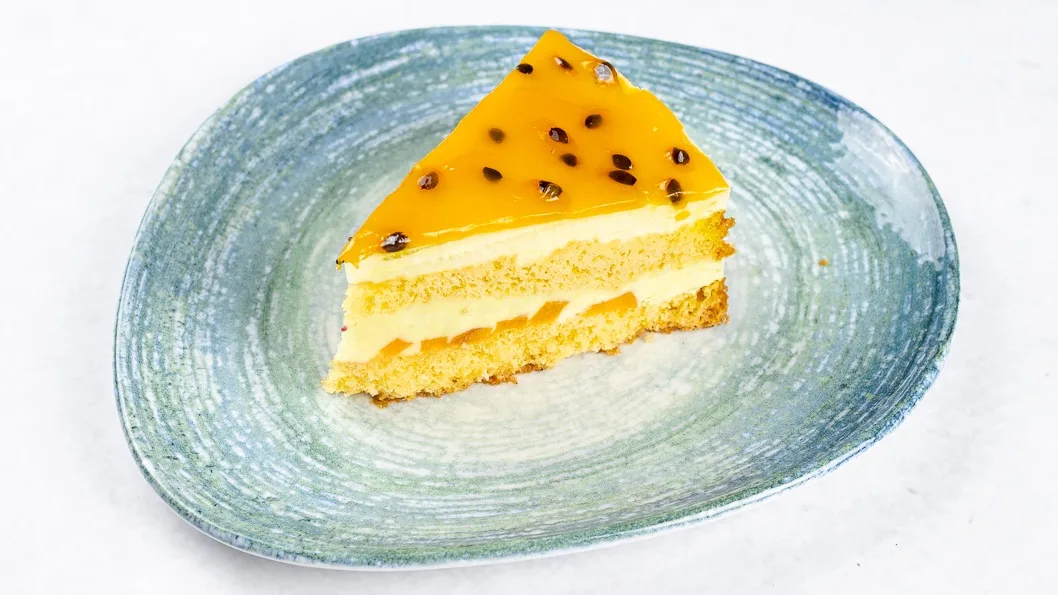 Breskev-marakuja torta