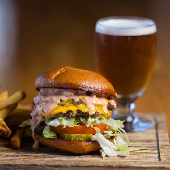 A.M.C. Burger (Smash)