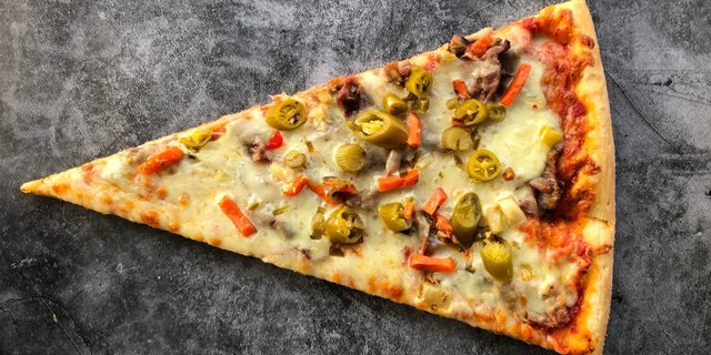Cheesey Beef Jumbo Pizza Slice