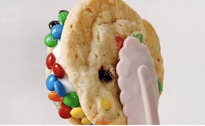 MandM Cookie Sandwich