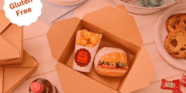Gluten-Free Chicken Smash Burger Boxed Lunch