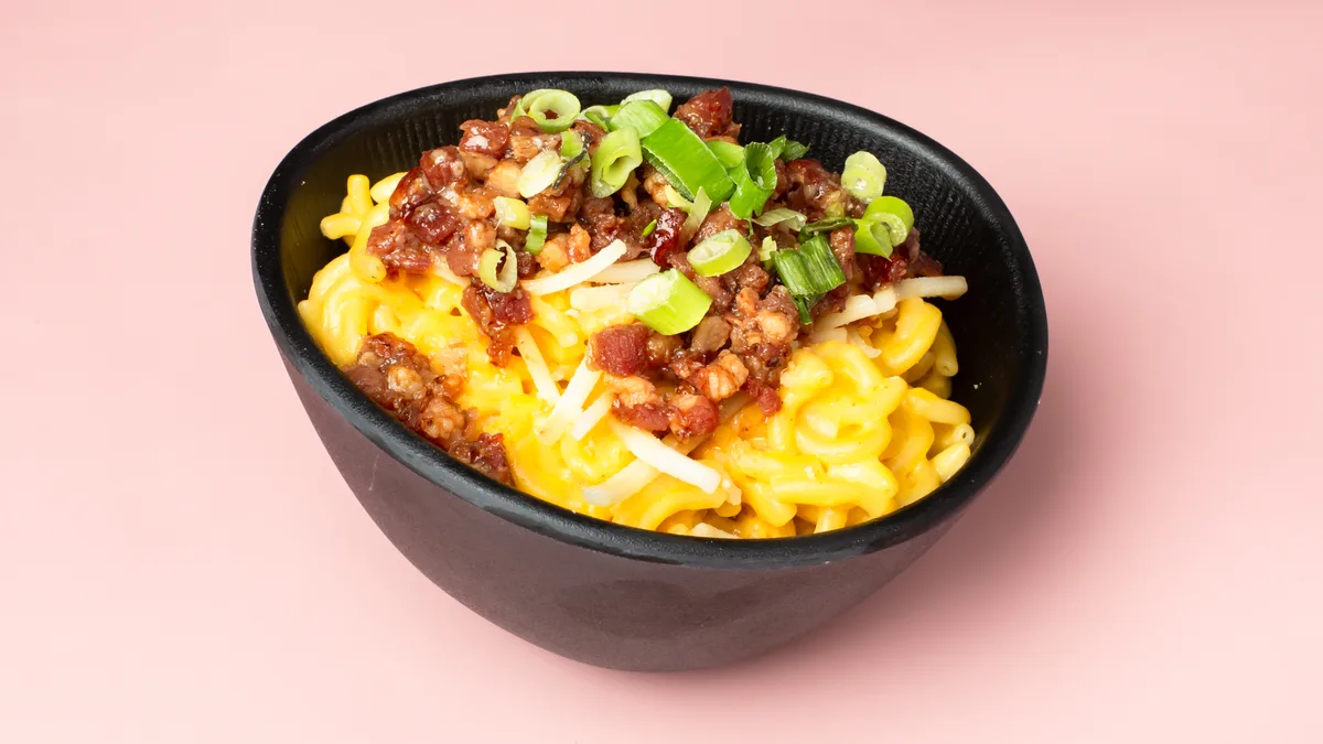 Mac and Cheese Sweet Bacon