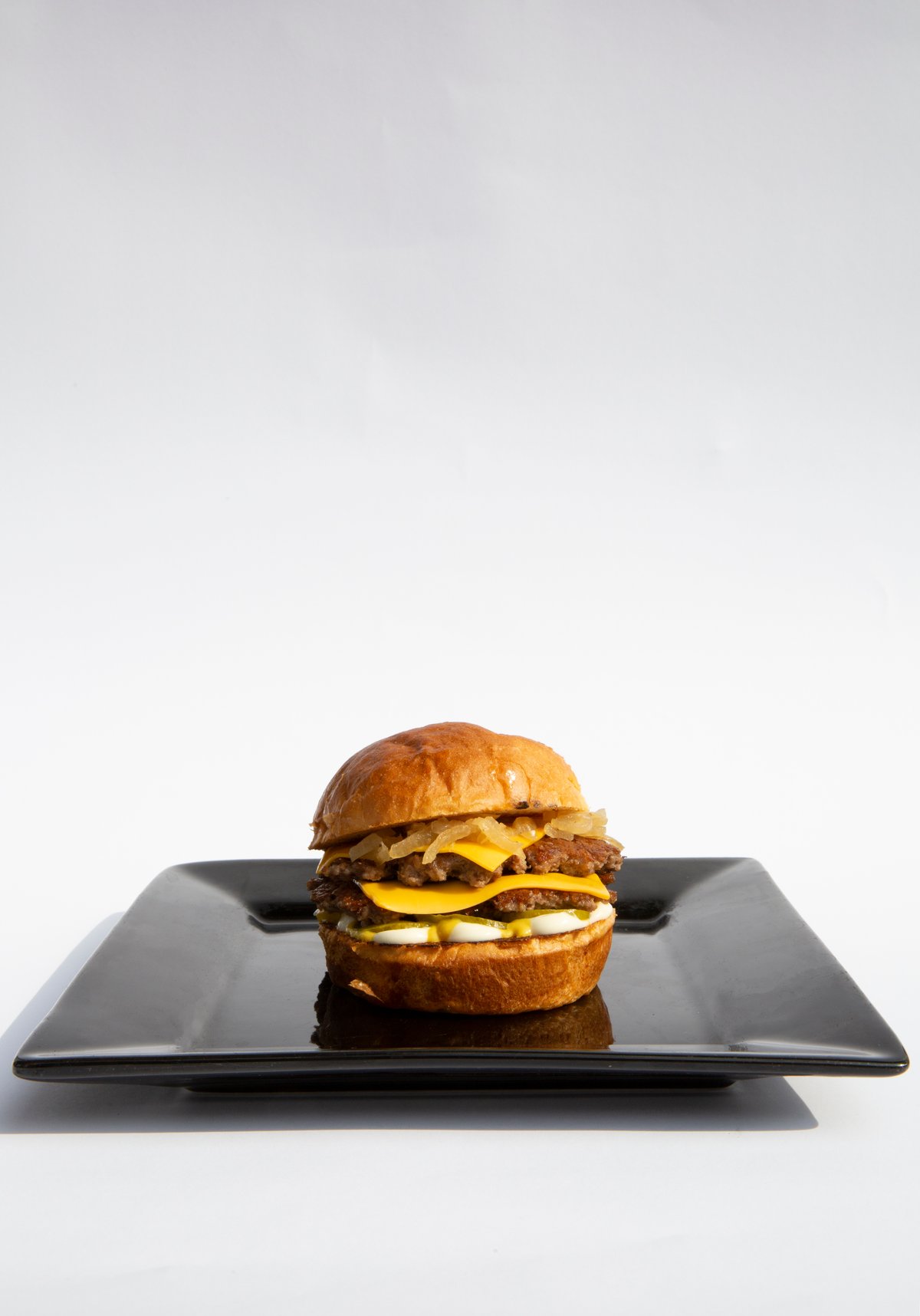 Ava Kari burger