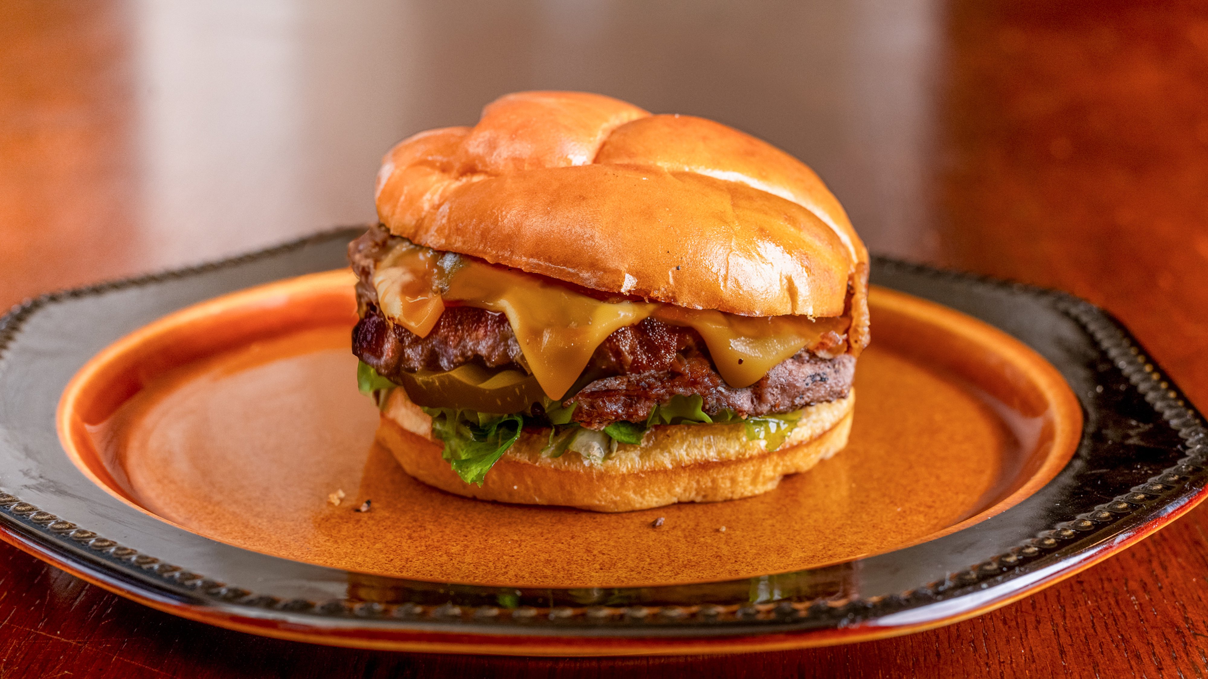 Cheeseburger Single