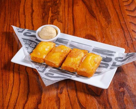 Cornbread - 4 Pieces