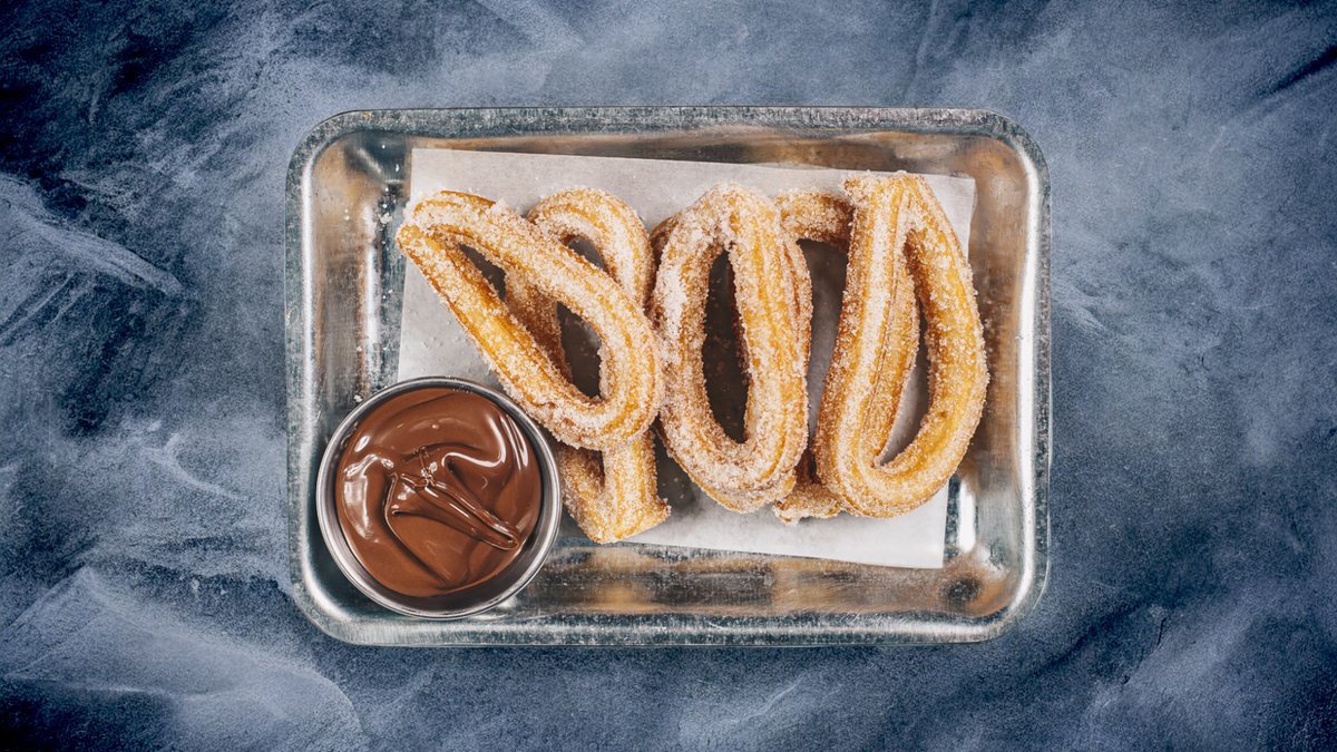 Churros + csokiöntet