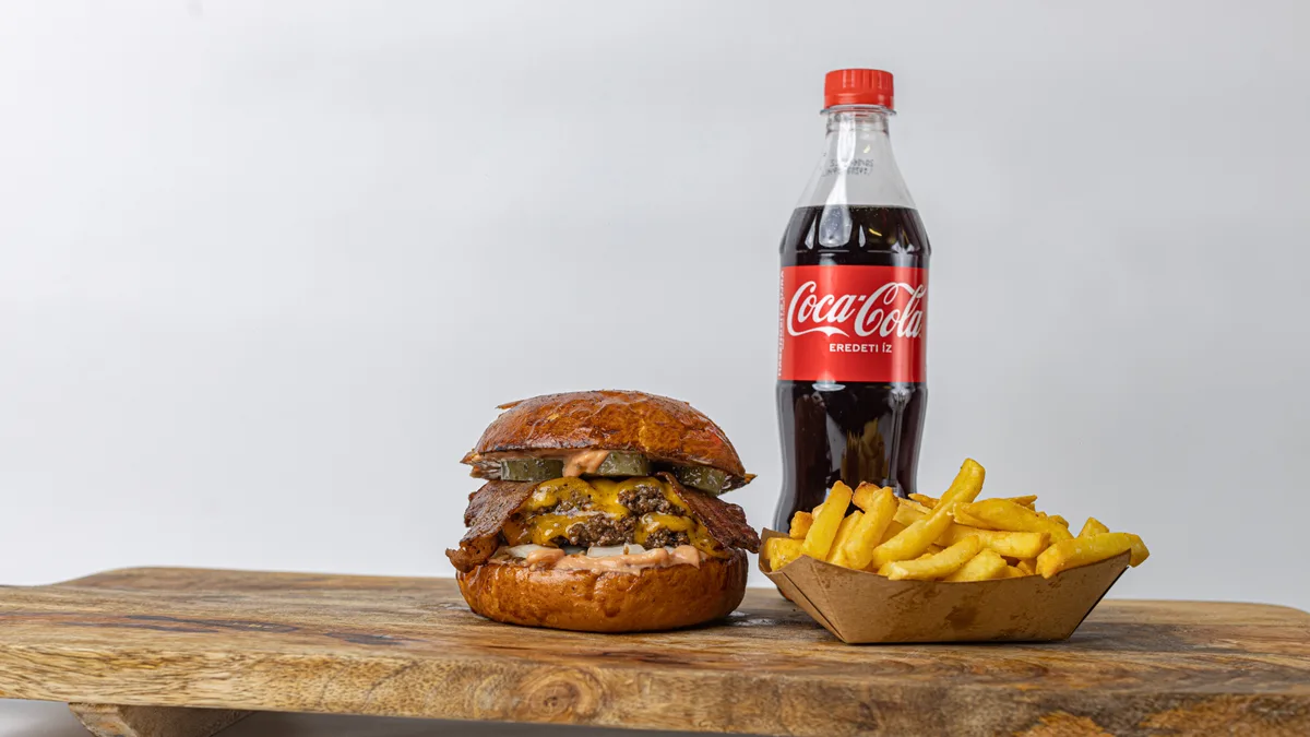 Coca Cola Smashed burger menü